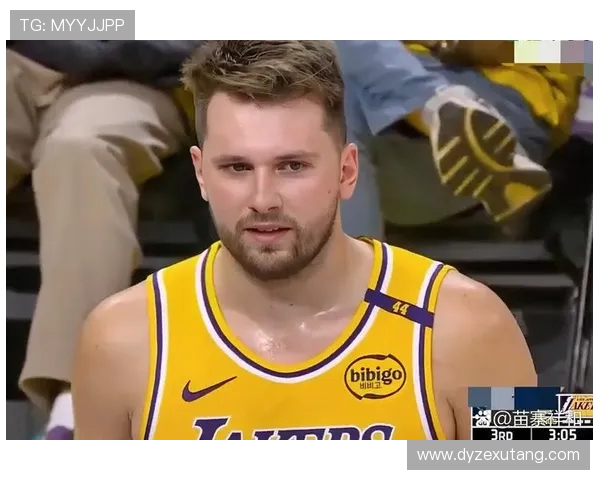 原创大胜！东契奇41+9+6，赛后裁判阻止范德彪拿球一旁东契奇一脸不解